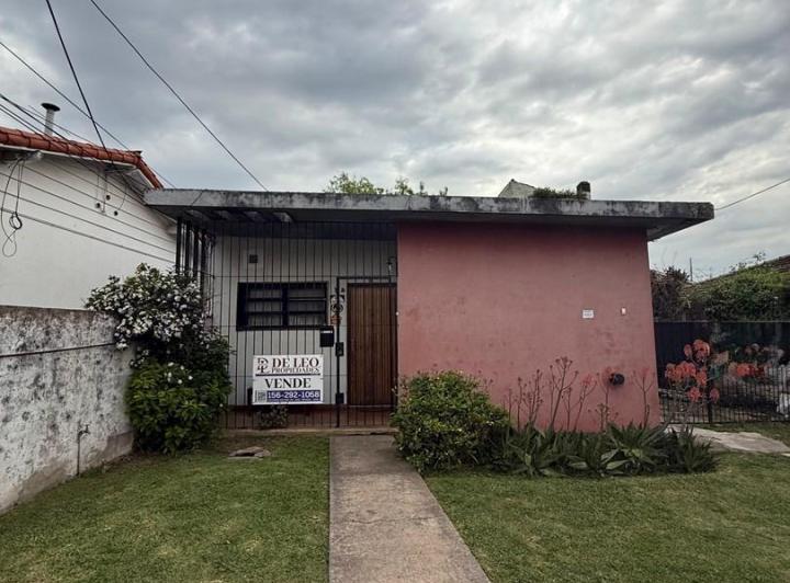 Casa · 114m² · 5 Ambientes · 1 Cochera