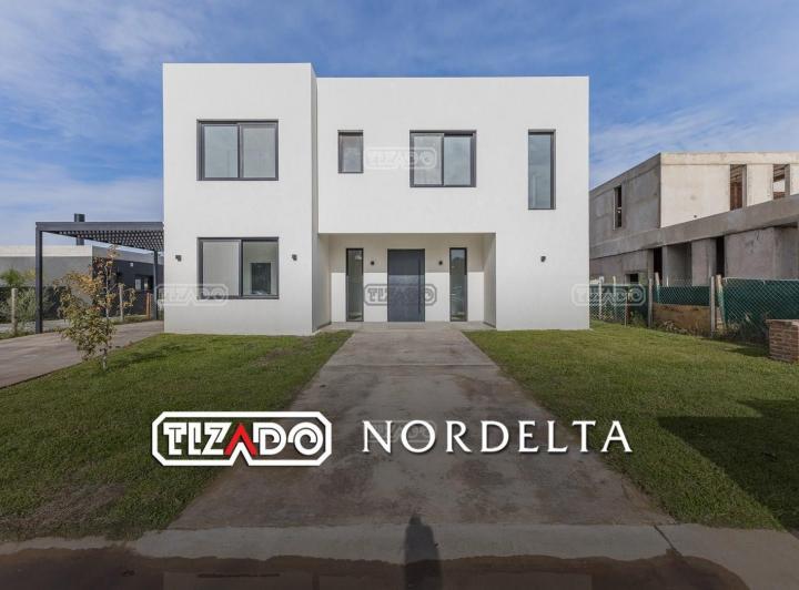 Casa · 270m² · 5 Ambientes · 1 Cochera