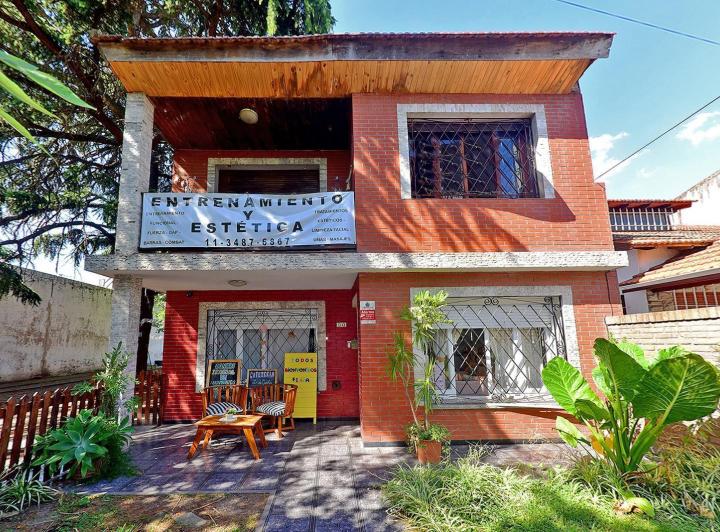 Casa · 183m² · 8 Ambientes