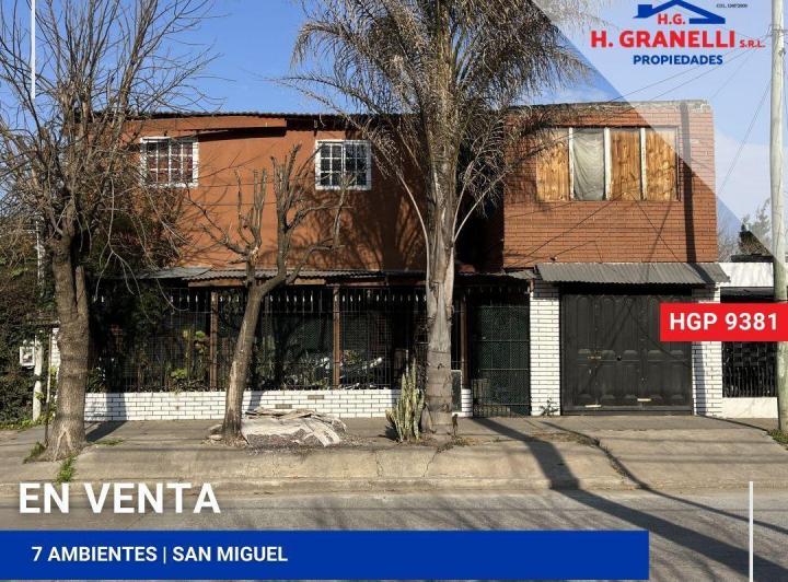 Casa · 350m² · 7 Ambientes · 1 Cochera