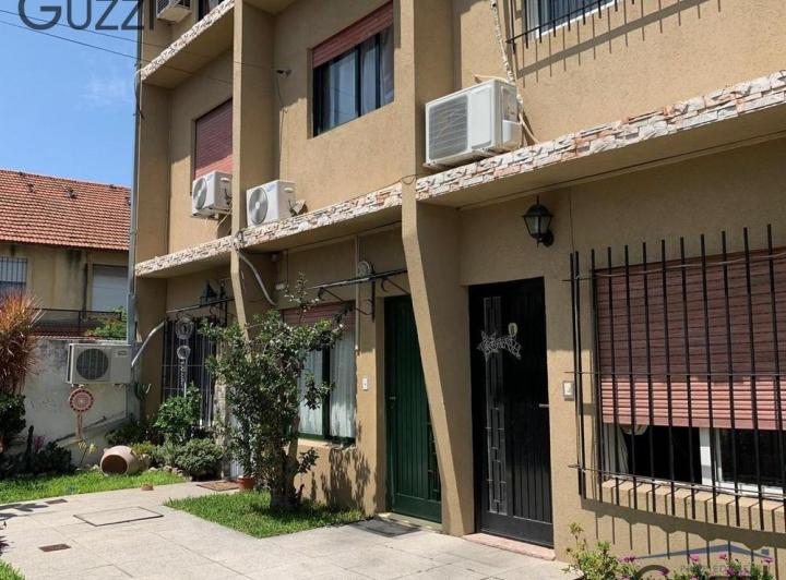 Casa · 96m² · 5 Ambientes
