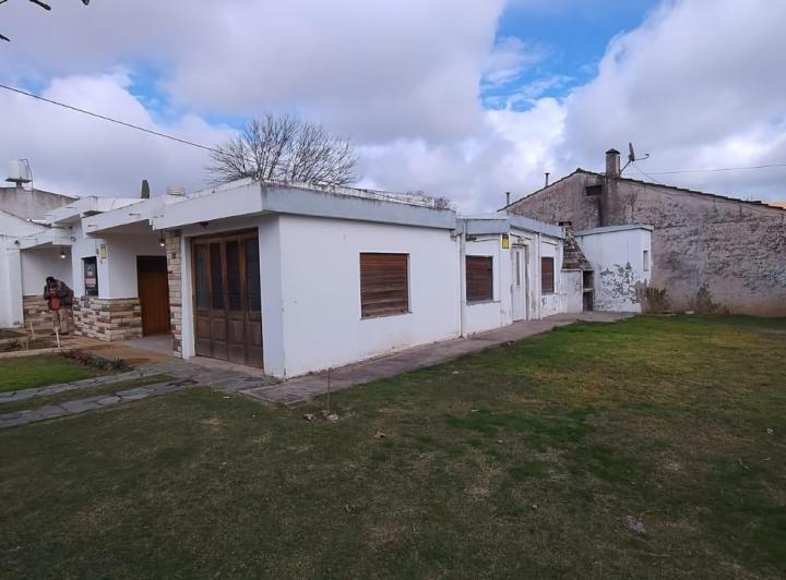 Casa · 150m² · 5 Ambientes · 2 Cocheras