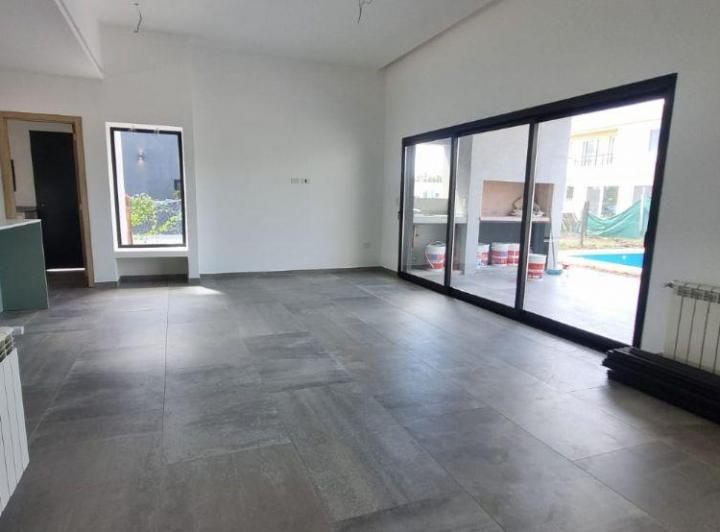 Casa · 140m² · 5 Ambientes