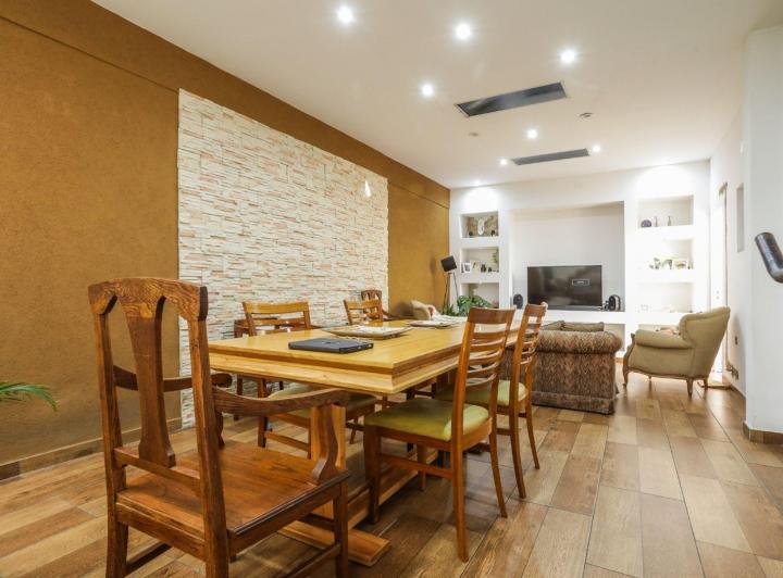 Casa · 160m² · 5 Ambientes
