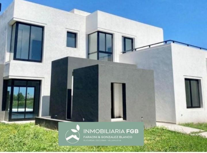 Casa · 225m² · 5 Ambientes · 1 Cochera