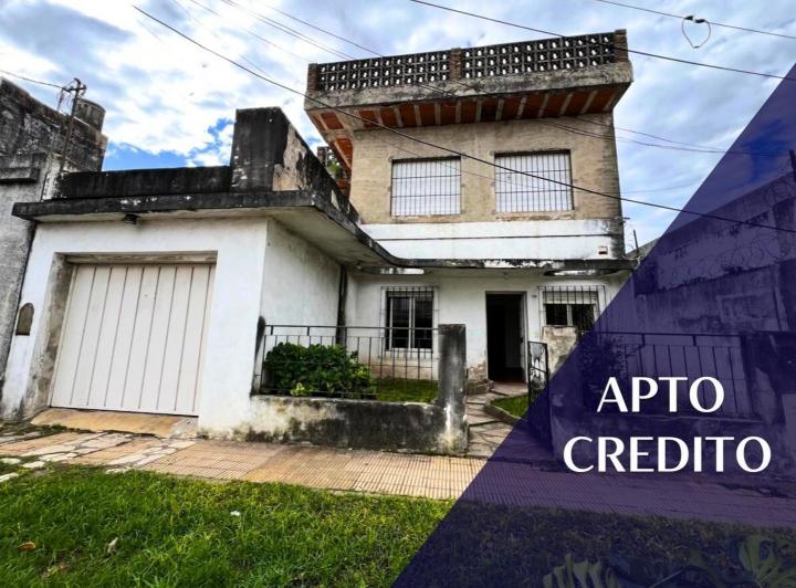 Casa · 425m² · 5 Ambientes · 1 Cochera