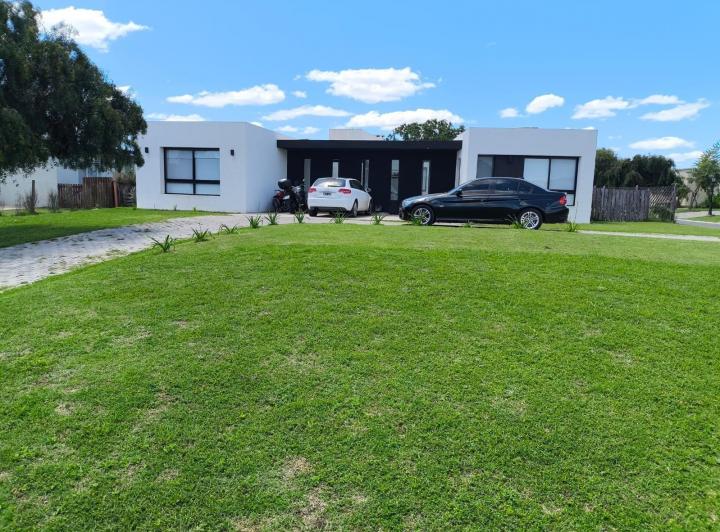 Casa · 170m² · 5 Ambientes