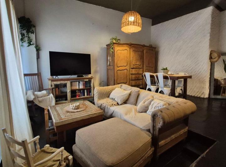 Casa · 276m² · 12 Ambientes · 1 Cochera