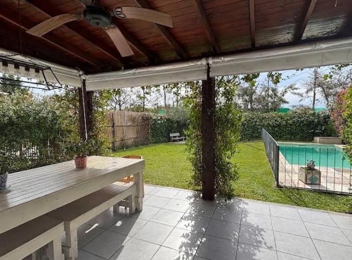 Casa · 120m² · 5 Ambientes · 4 Cocheras