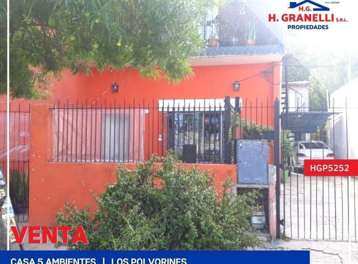 Casa · 230m² · 5 Ambientes · 1 Cochera