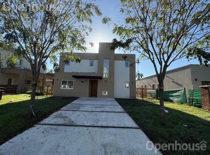 Casa · 146m² · 5 Ambientes
