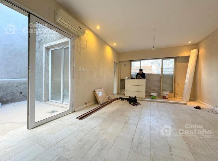 Casa · 160m² · 6 Ambientes · 1 Cochera