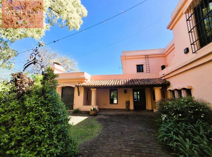 Casa · 11270000ha · 9 Ambientes · 2 Cocheras