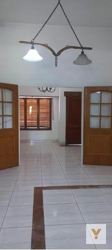 Casa · 185m² · 7 Ambientes · 2 Cocheras