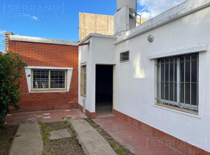 Casa · 89m² · 5 Ambientes · 2 Cocheras