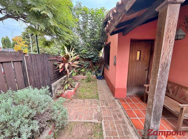 Casa · 157m² · 7 Ambientes · 1 Cochera