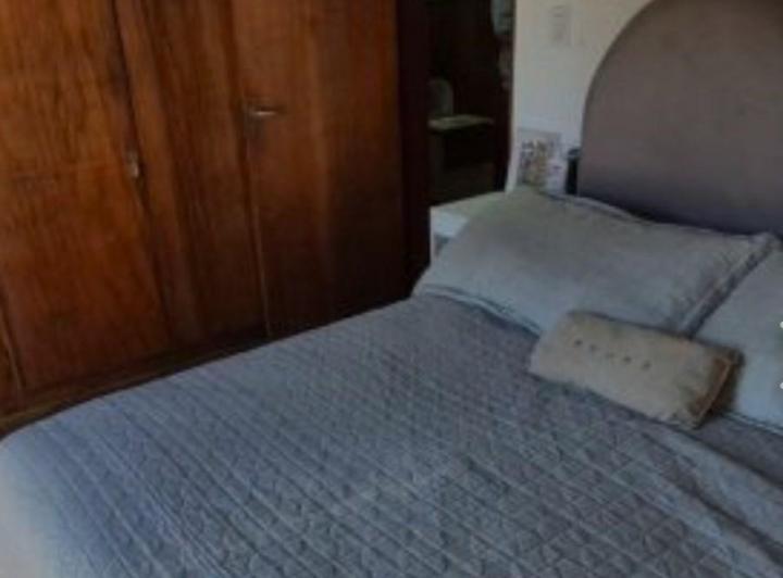 Casa · 300m² · 6 Ambientes · 1 Cochera