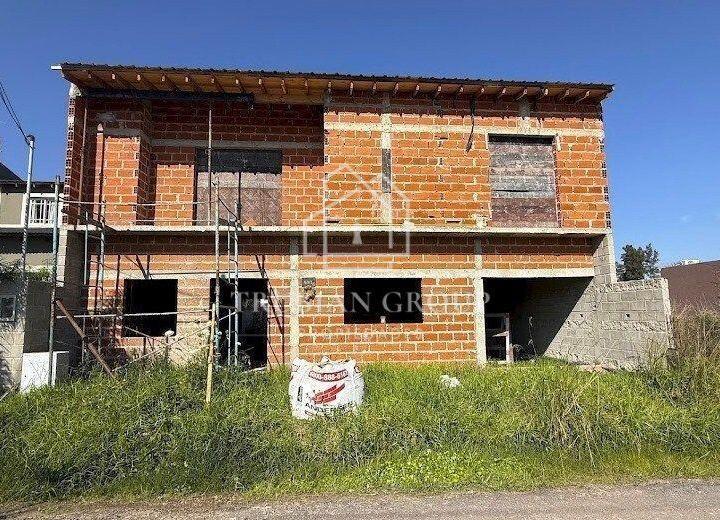 Casa · 400m² · 6 Ambientes