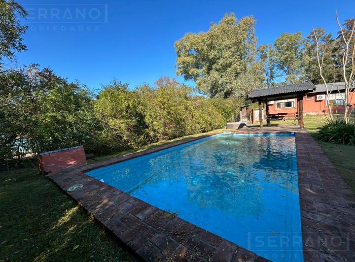 Casa · 1666m² · 6 Ambientes · 2 Cocheras