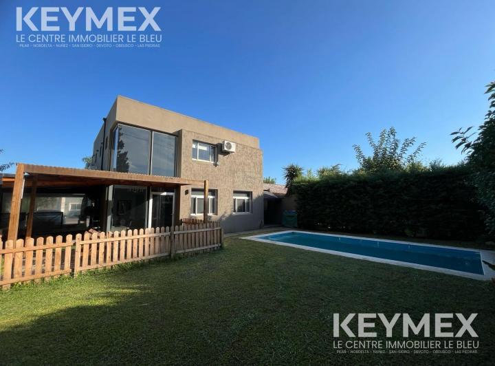Casa · 154m² · 5 Ambientes · 3 Cocheras