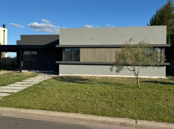 Casa · 175m² · 5 Ambientes