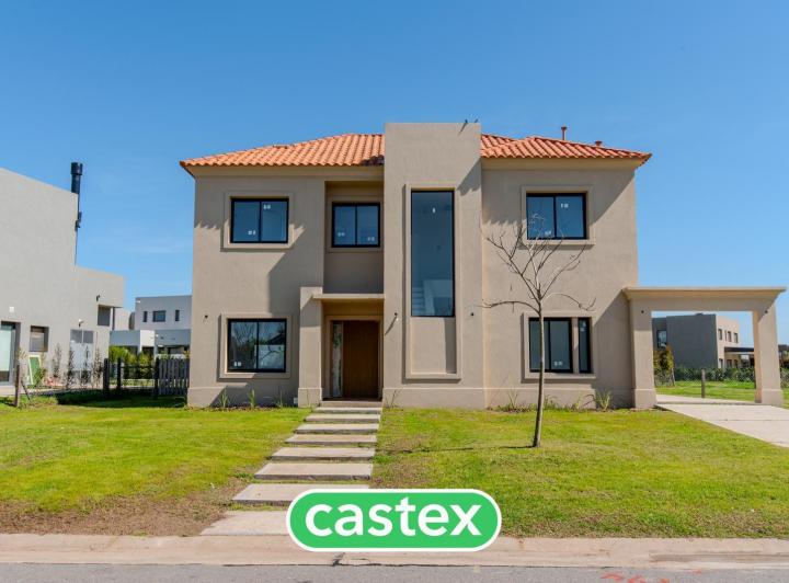 Casa · 188m² · 5 Ambientes · 3 Cocheras