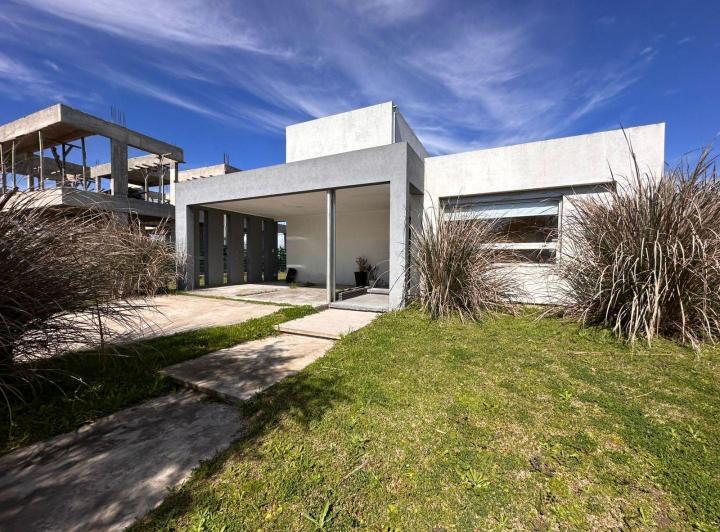 Casa · 189m² · 5 Ambientes