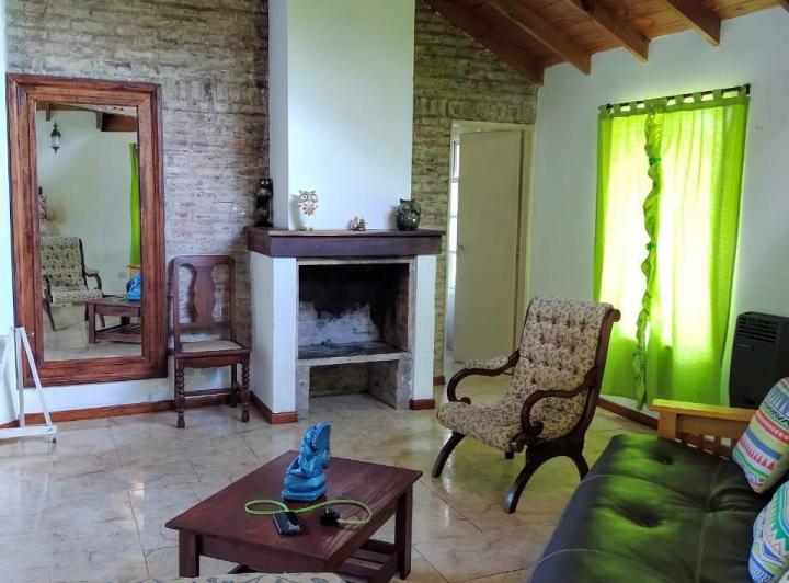 Casa · 120m² · 6 Ambientes · 5 Cocheras