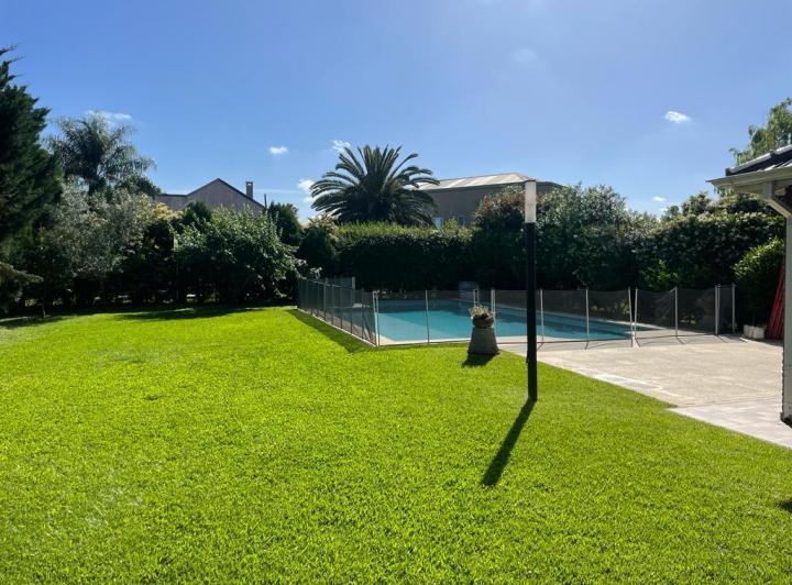 Casa · 274m² · 7 Ambientes · 2 Cocheras