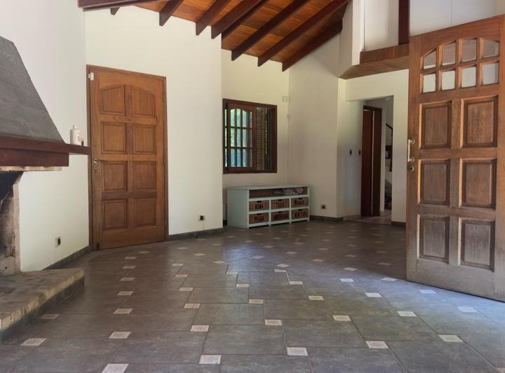 Casa · 122m² · 5 Ambientes