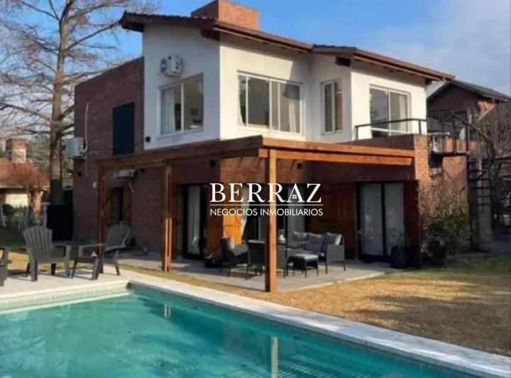 Casa · 170m² · 5 Ambientes · 1 Cochera