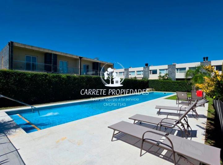 Casa · 118m² · 5 Ambientes · 2 Cocheras