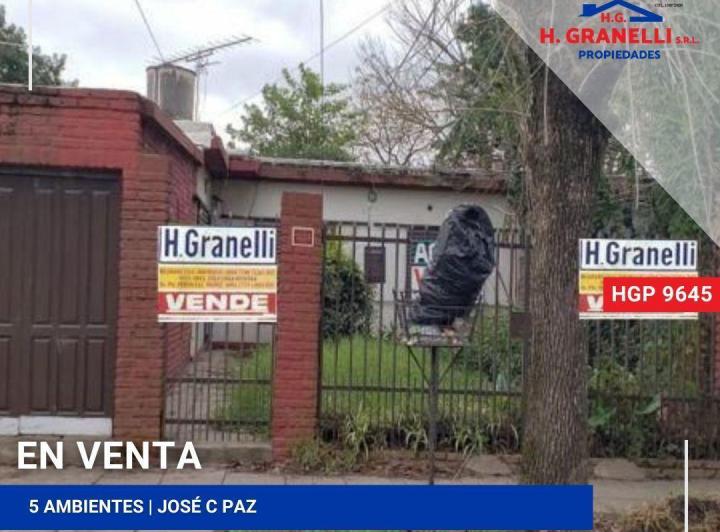 Casa · 100m² · 5 Ambientes · 1 Cochera