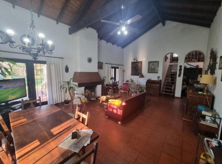 Casa · 204m² · 5 Ambientes