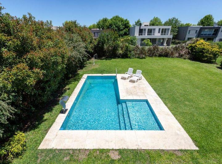 Casa · 204m² · 5 Ambientes