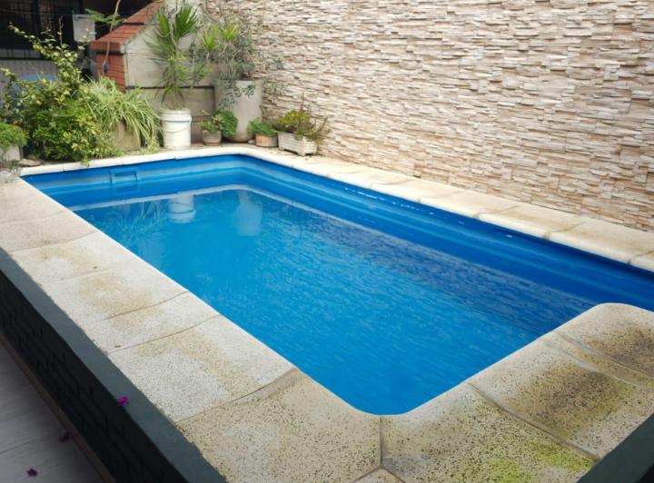 Casa · 250m² · 6 Ambientes · 1 Cochera