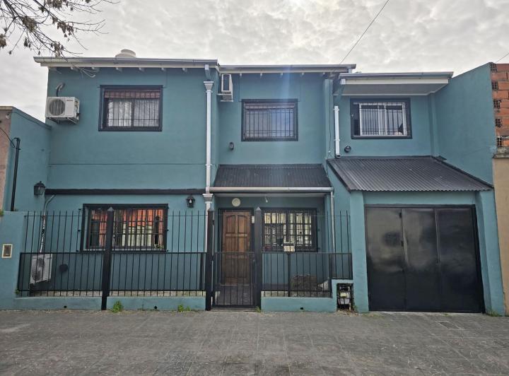 Casa · 150m² · 5 Ambientes · 1 Cochera