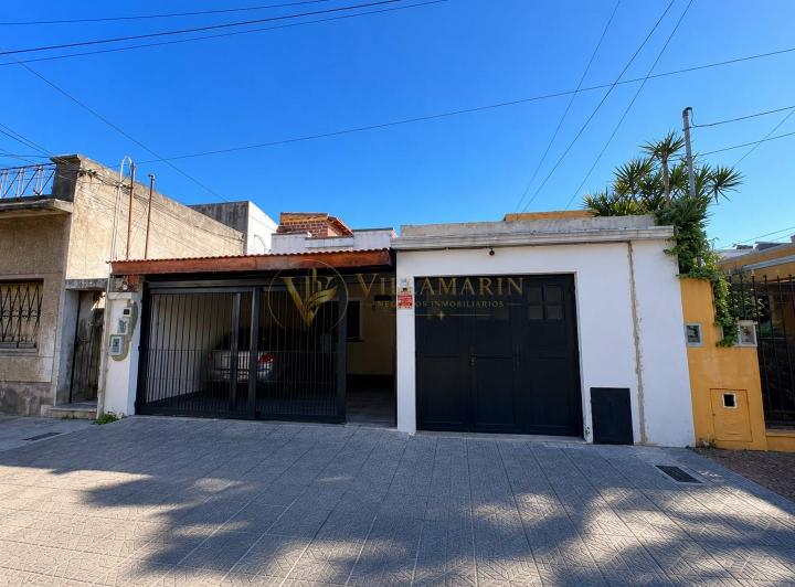 Casa · 180m² · 6 Ambientes · 3 Cocheras