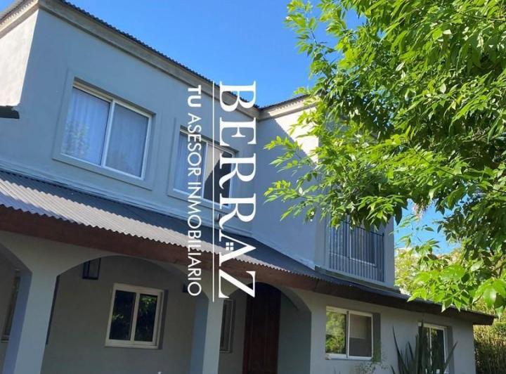 Casa · 310m² · 5 Ambientes