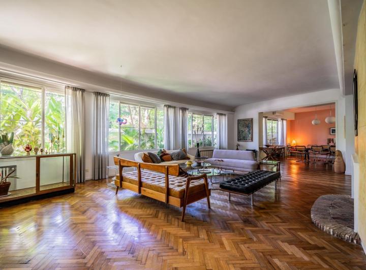 Casa · 550m² · 8 Ambientes