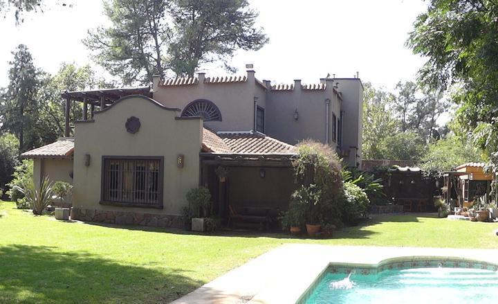 Casa · 375m² · 6 Ambientes