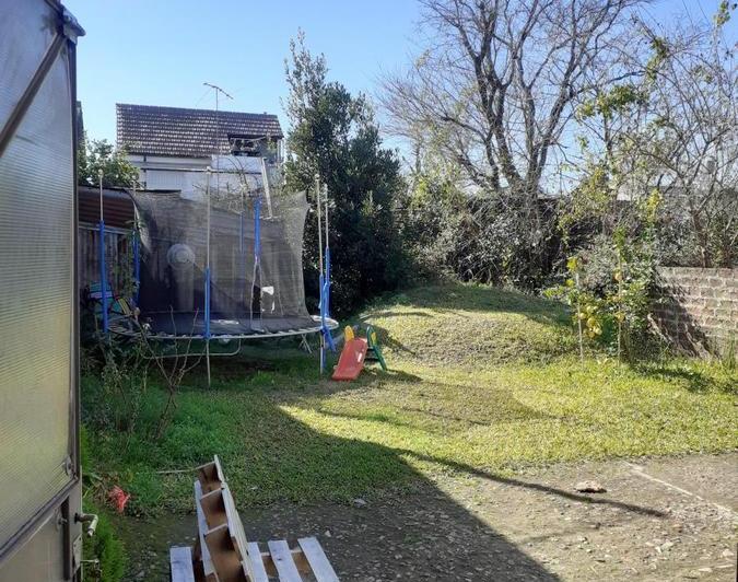 Casa · 248m² · 5 Ambientes · 1 Cochera