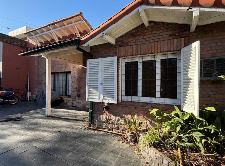 Casa · 23800m² · 5 Ambientes · 1 Cochera