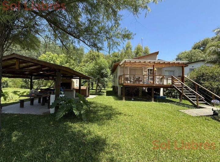 Casa · 100m² · 5 Ambientes