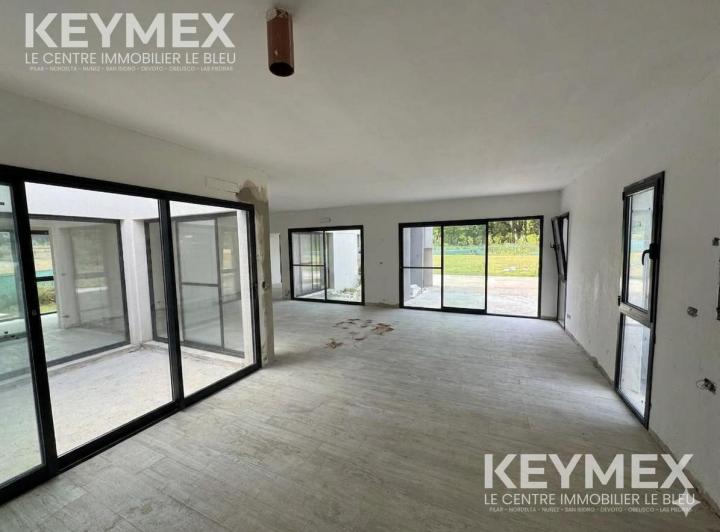 Casa · 160m² · 5 Ambientes