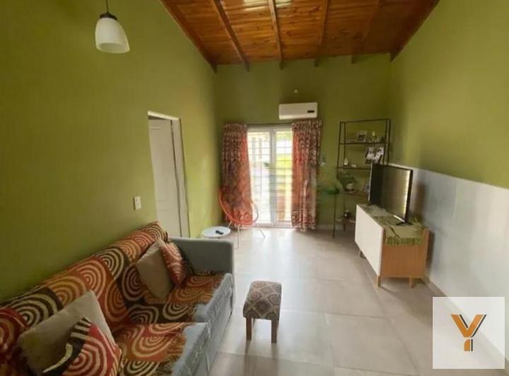 Casa · 150m² · 5 Ambientes · 2 Cocheras