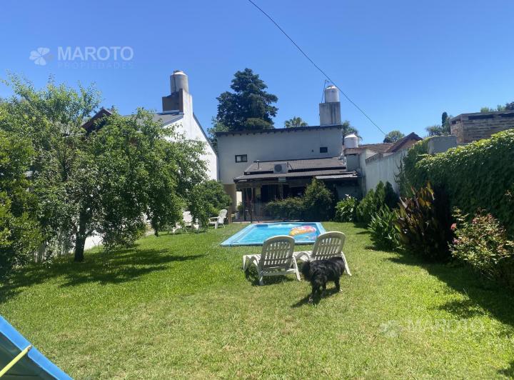 Casa · 154m² · 6 Ambientes · 3 Cocheras