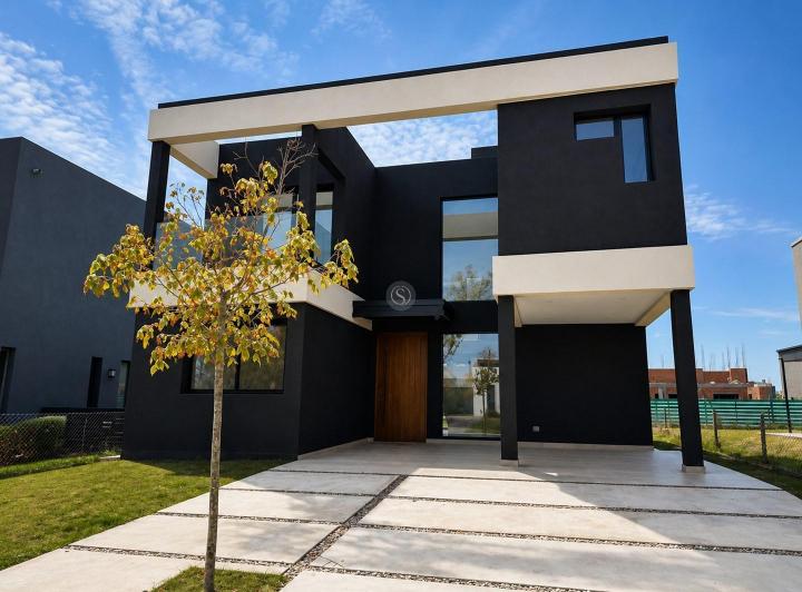 Casa · 237m² · 6 Ambientes · 2 Cocheras