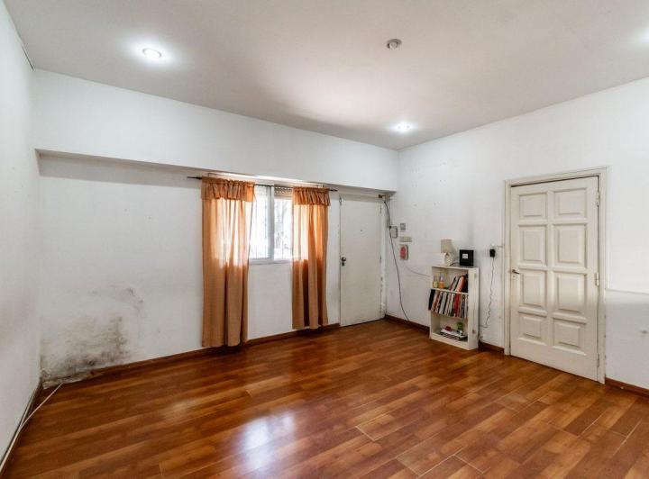 Casa · 156m² · 5 Ambientes · 1 Cochera