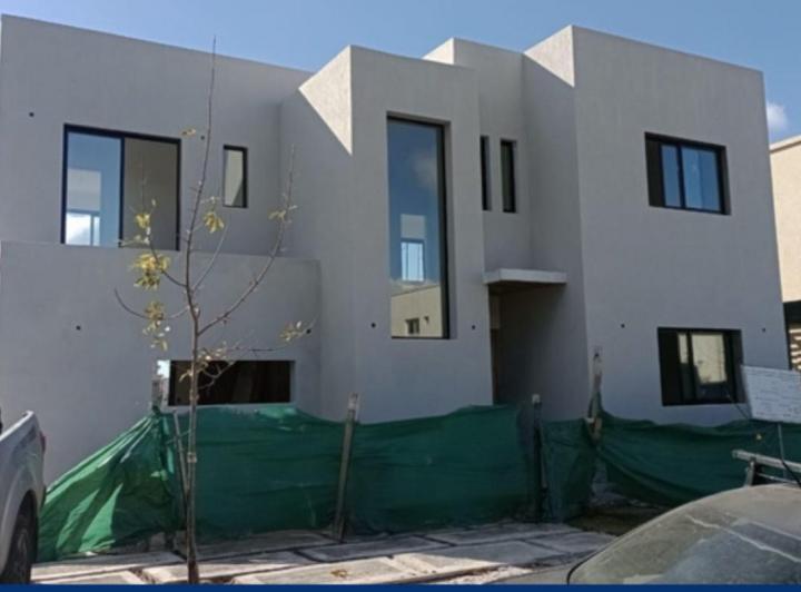 Casa · 194m² · 6 Ambientes